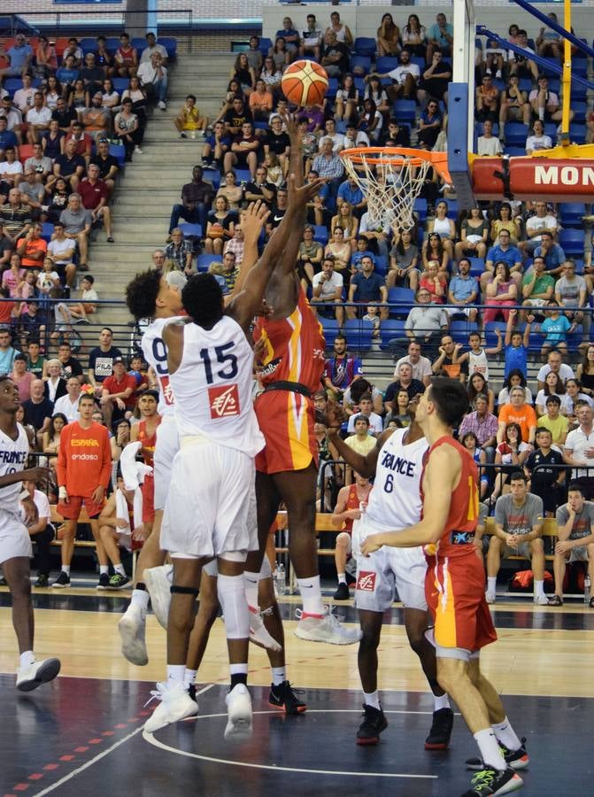 Fotos: España cae ante Francia en Logroño