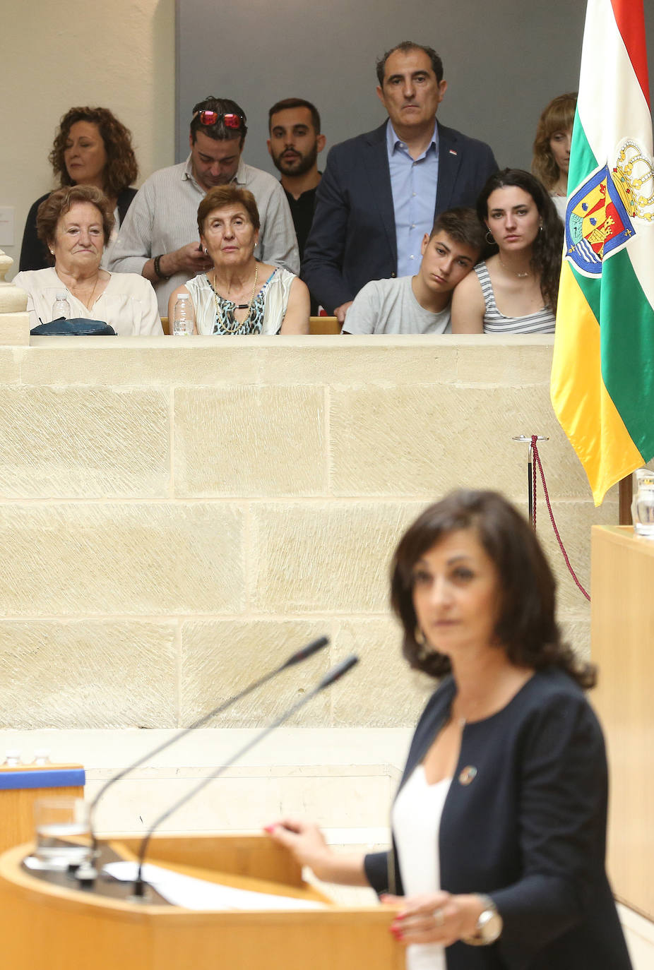 Fotos: Primera sesión del debate de investidura de Concha Andreu