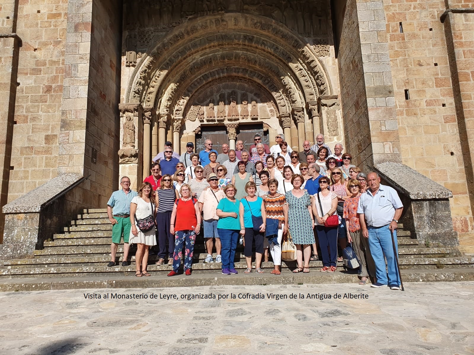 Cofradía de la Antigua de Alberite, de visita en Leyre.