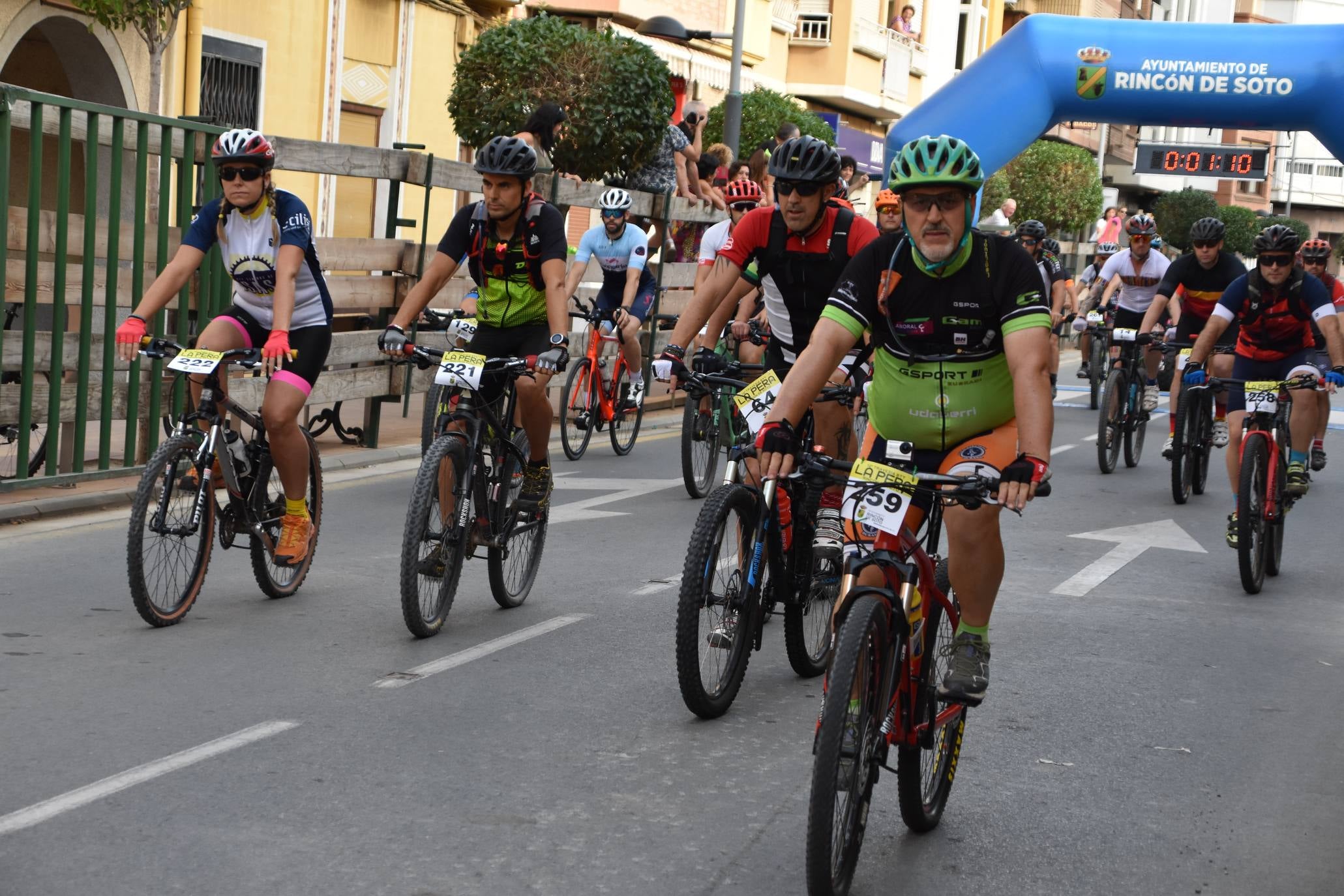 Fotos: Aitor Royo gana la BTT La Pera