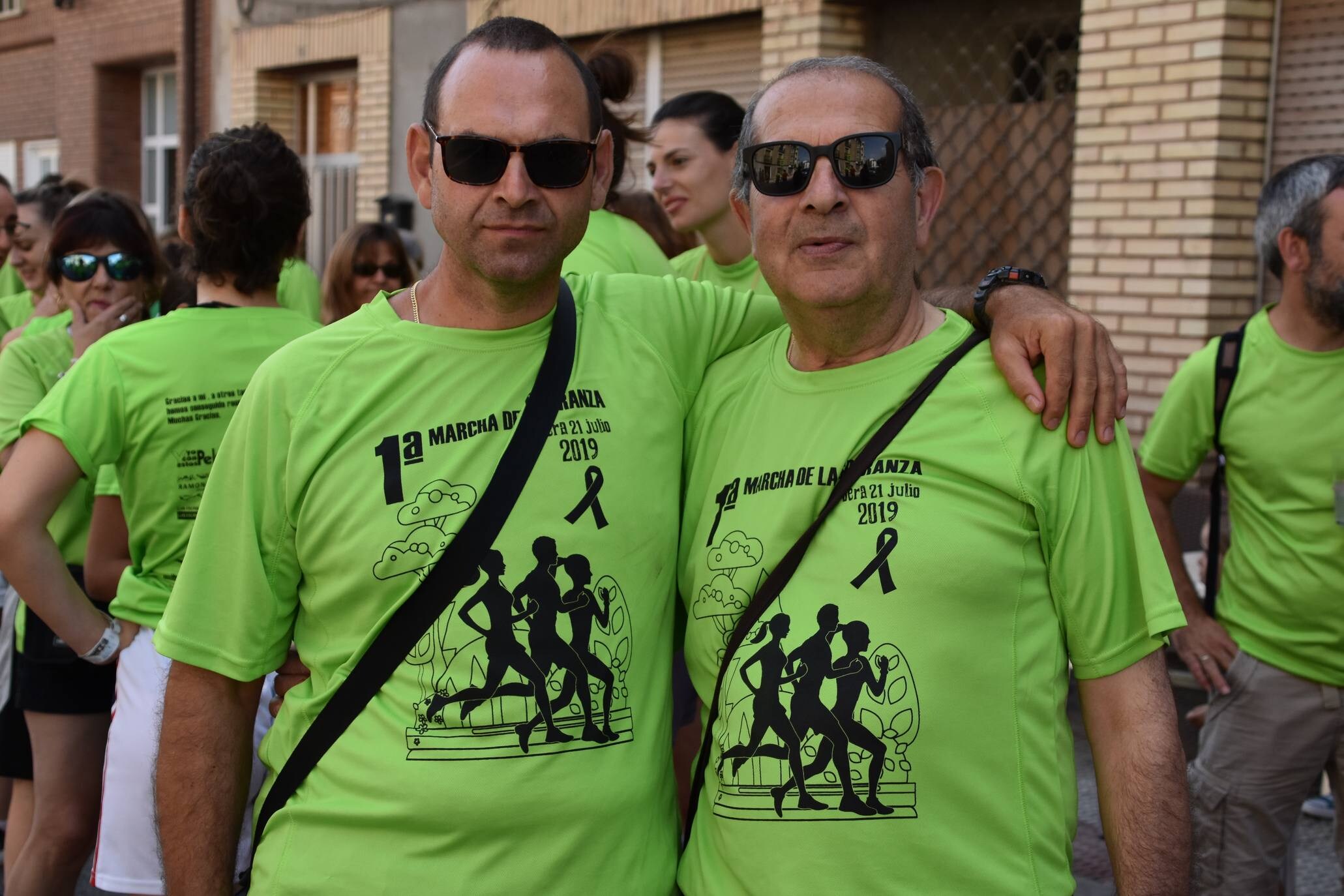 Fotos: Primera marcha de la esperanza a favor de la AECC en Cervera del Río Alhama