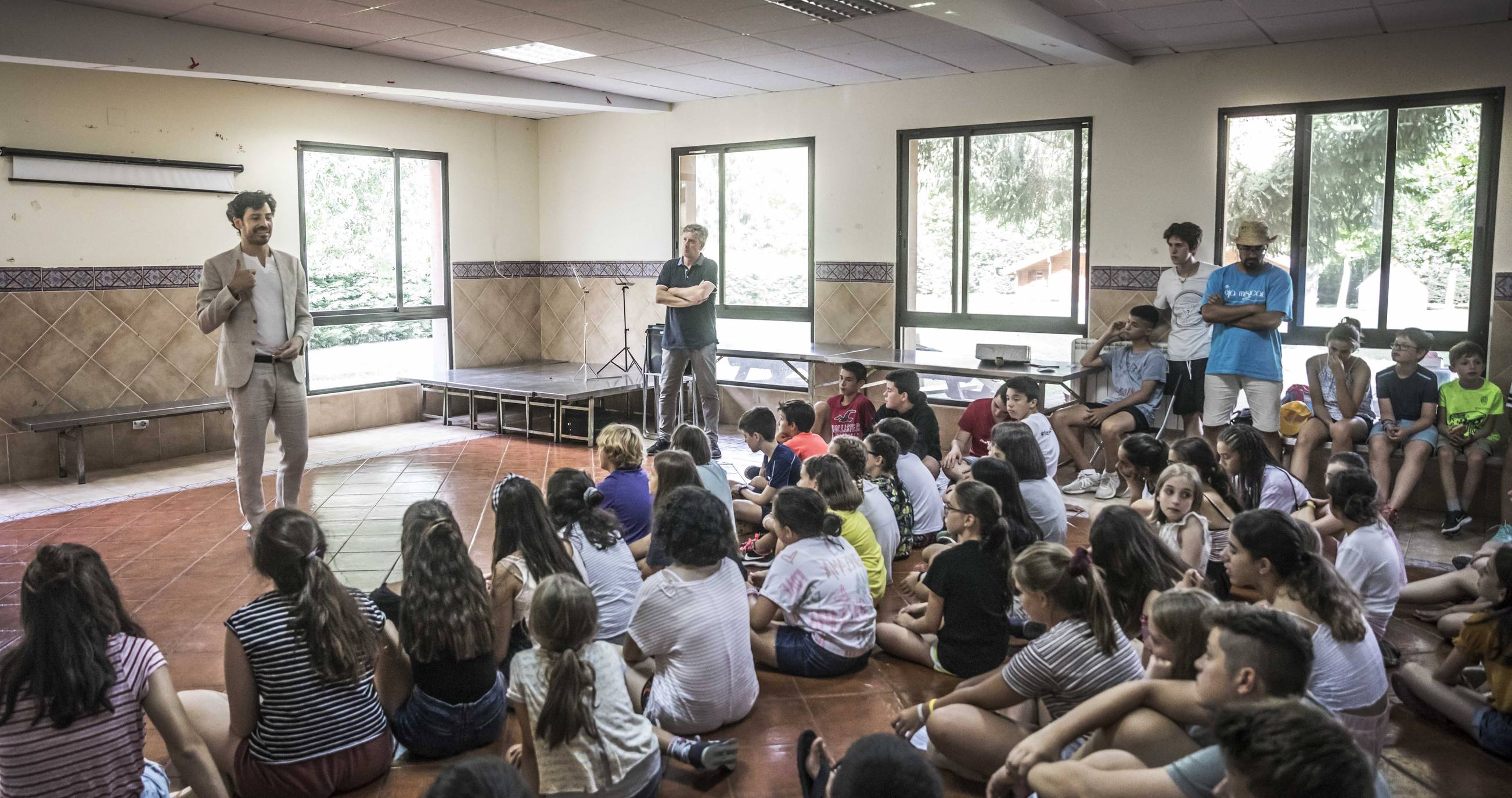 Fotos: Pablo Sáinz Villegas participa en Ezcaray en la séptima edición de Oja Musicae