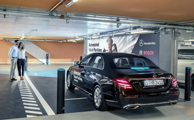 Bosch y Daimler obtienen el visto bueno al primer aparcamiento sin conductor y sin supervisión humana