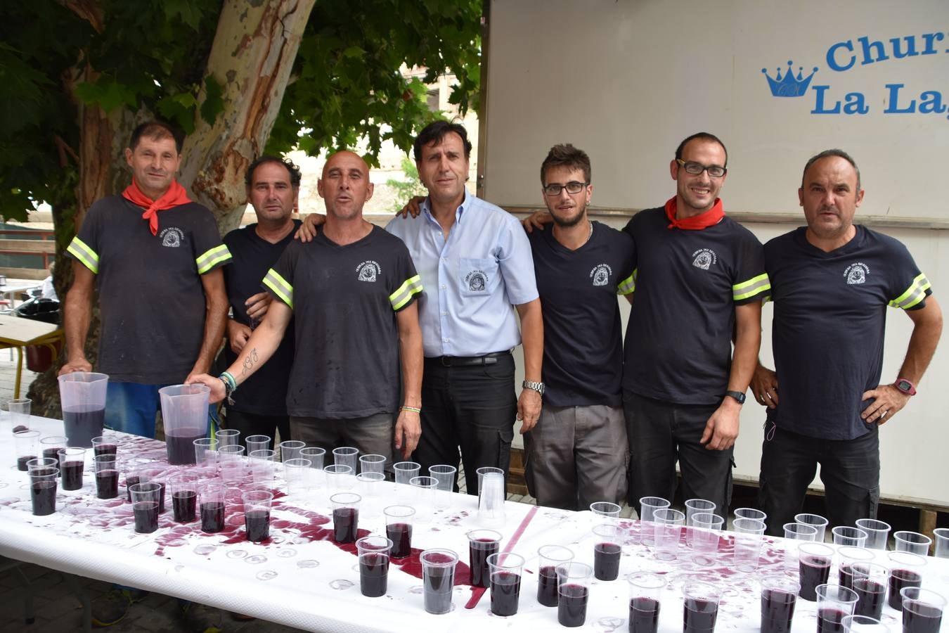 Fotos: Cervera lanza el cohete y disfruta del recorrido del agua va