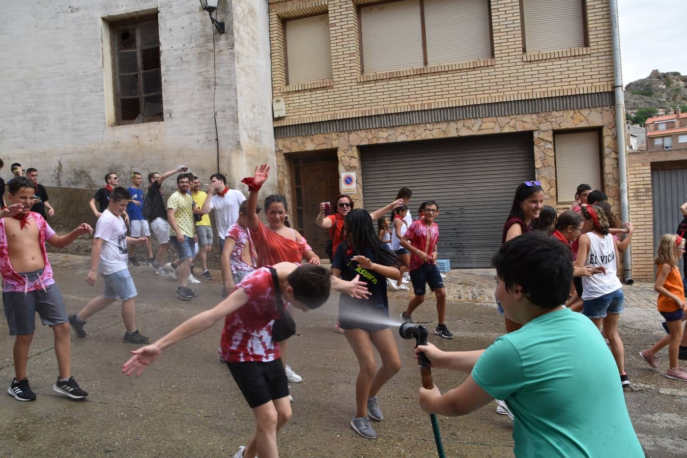 Fotos: Cervera lanza el cohete y disfruta del recorrido del agua va