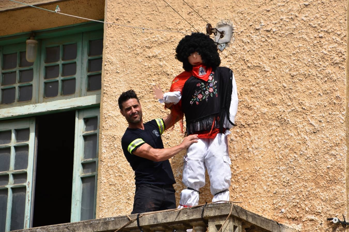 Fotos: Cervera lanza el cohete y disfruta del recorrido del agua va