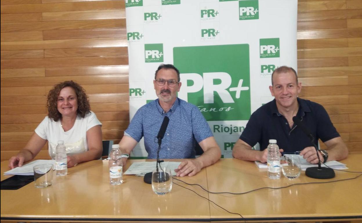 Los representantes del PR, este jueves en la rueda de prensa.