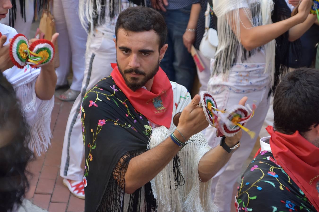 Fotos: Bajada de Santa Ana en las fiestas de Cervera