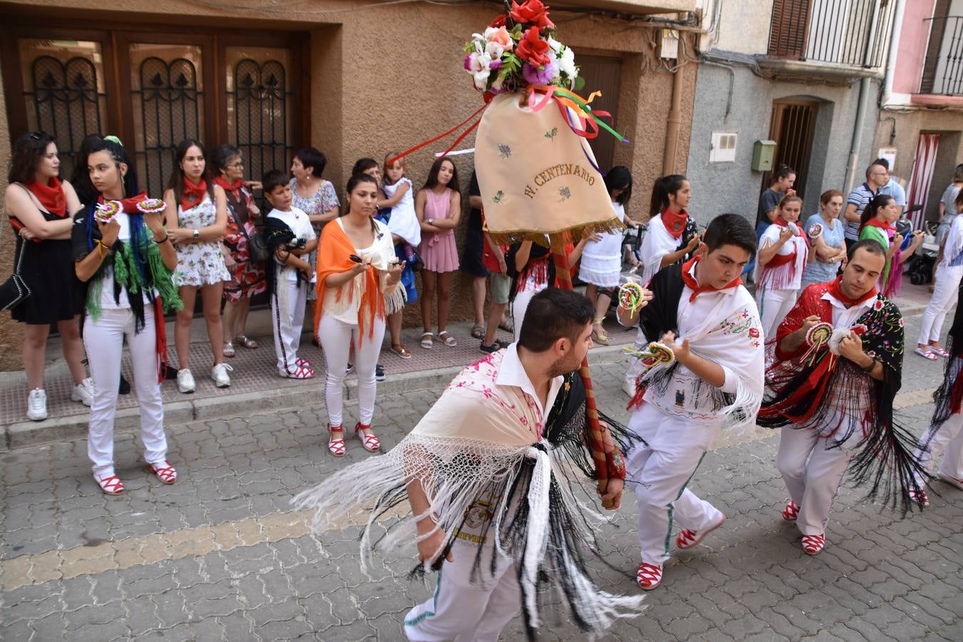 Fotos: Bajada de Santa Ana en las fiestas de Cervera