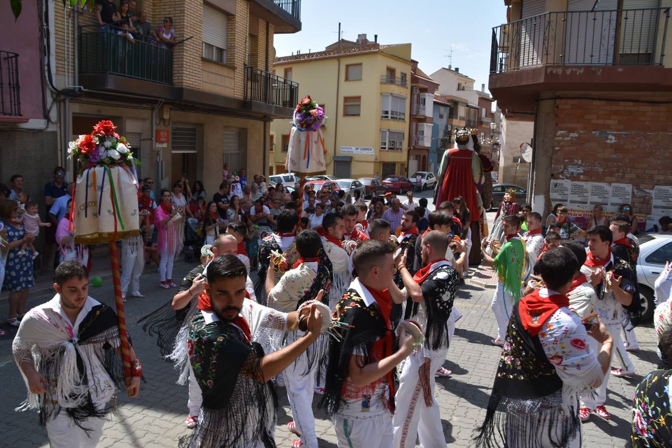 Fotos: Bajada de Santa Ana en las fiestas de Cervera