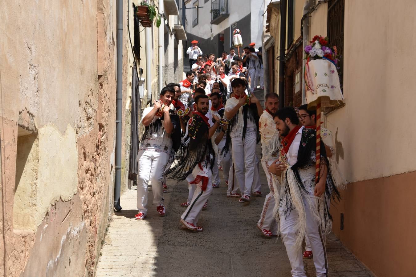 Fotos: Bajada de Santa Ana en las fiestas de Cervera
