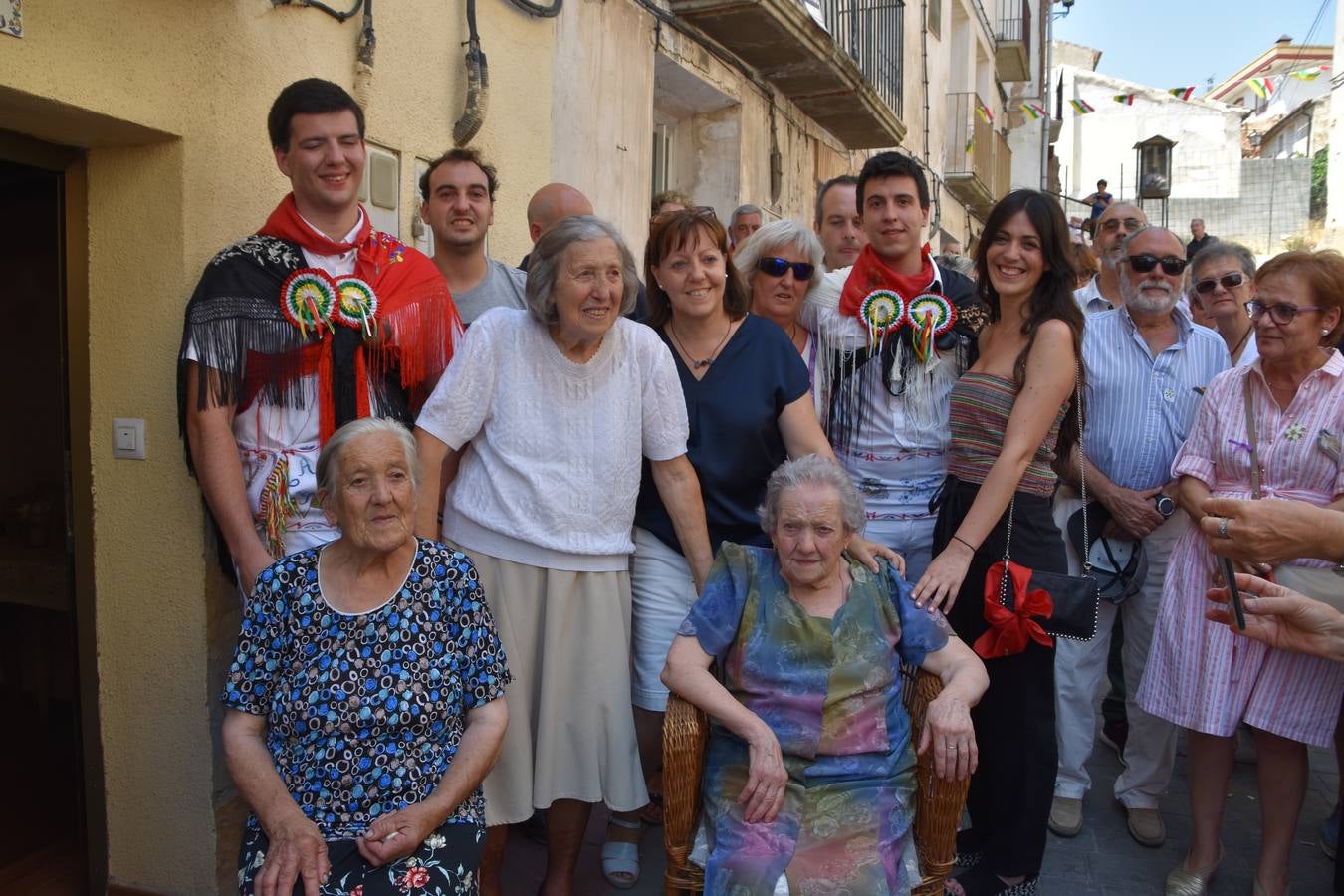 Fotos: Bajada de Santa Ana en las fiestas de Cervera