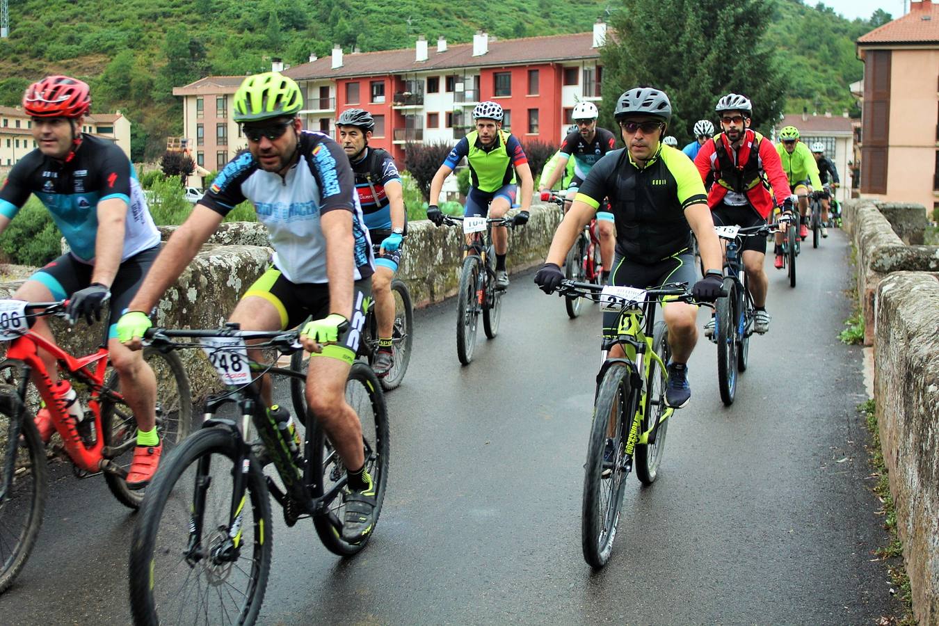 Fotos: Prueba BTT Extreme de Ezcaray: salida y meta