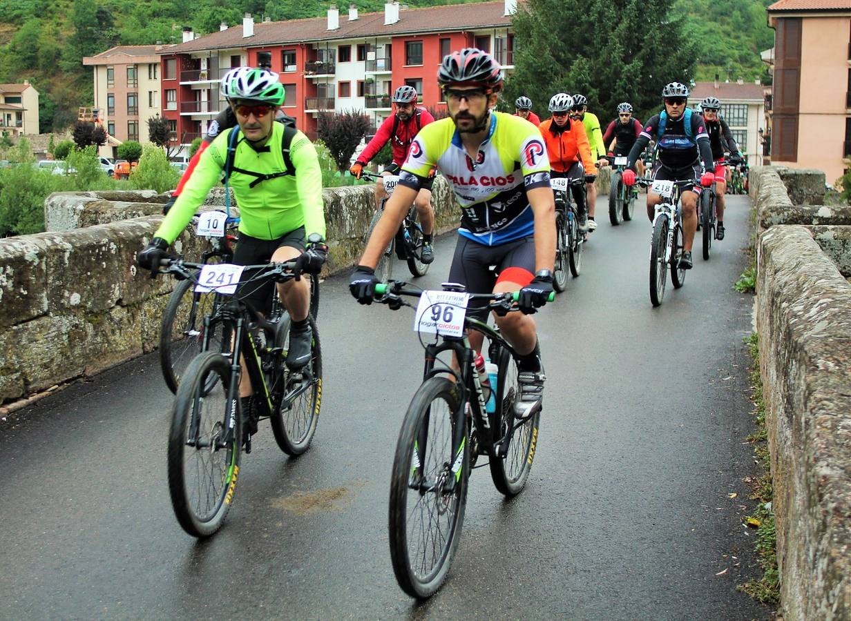 Fotos: Prueba BTT Extreme de Ezcaray: salida y meta