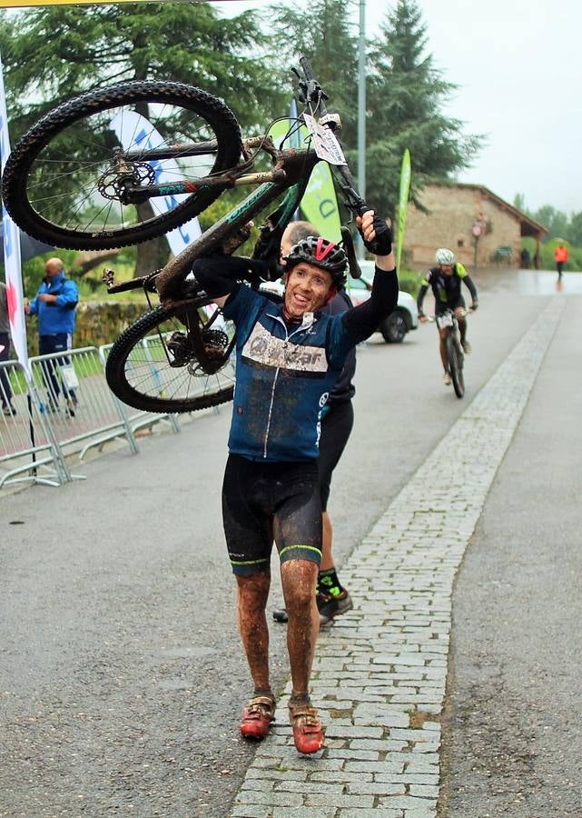 Fotos: Prueba BTT Extreme de Ezcaray: salida y meta