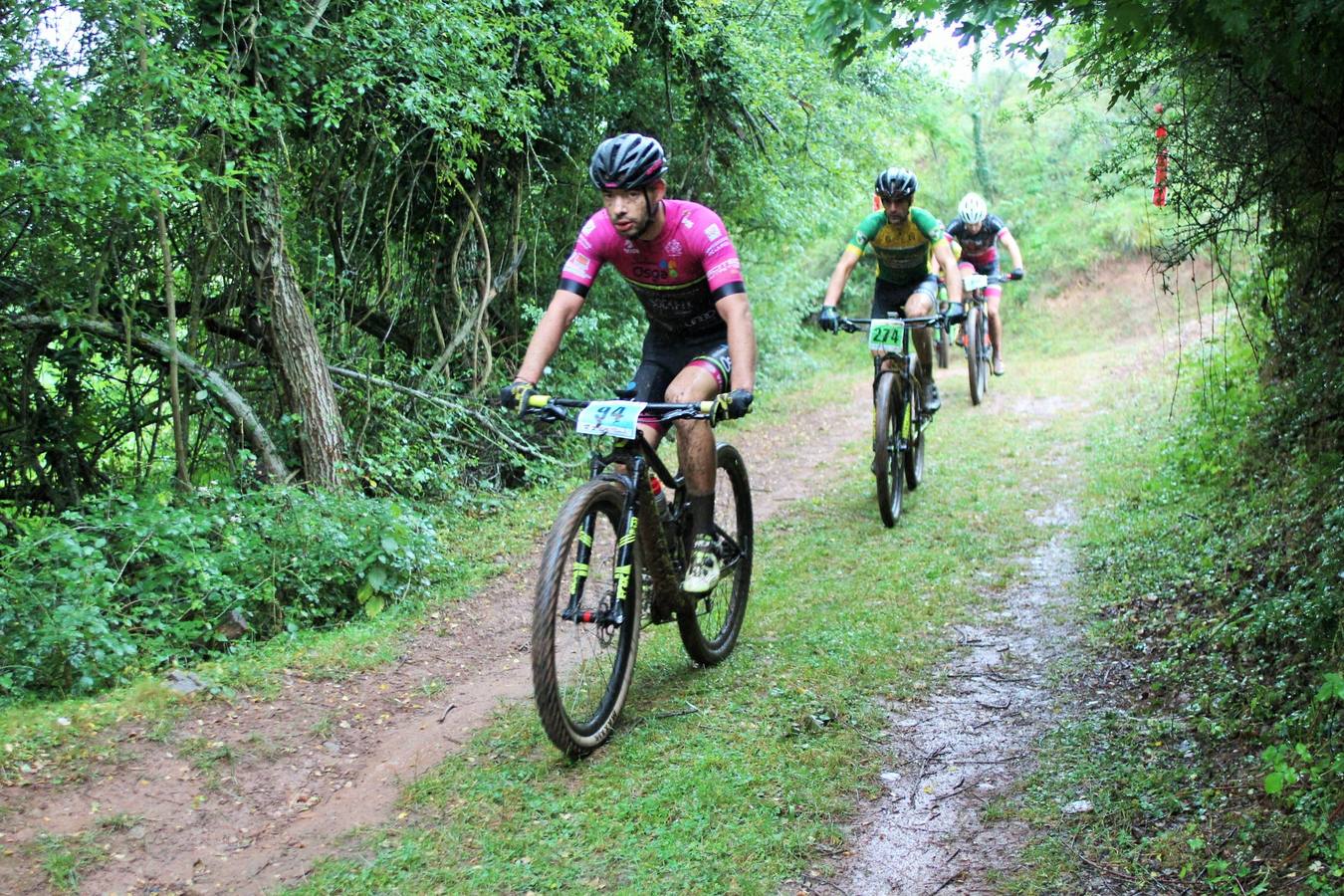 Fotos: Prueba: BTT Extreme de Ezcaray. El paso por Turza y Las Tres Aguas