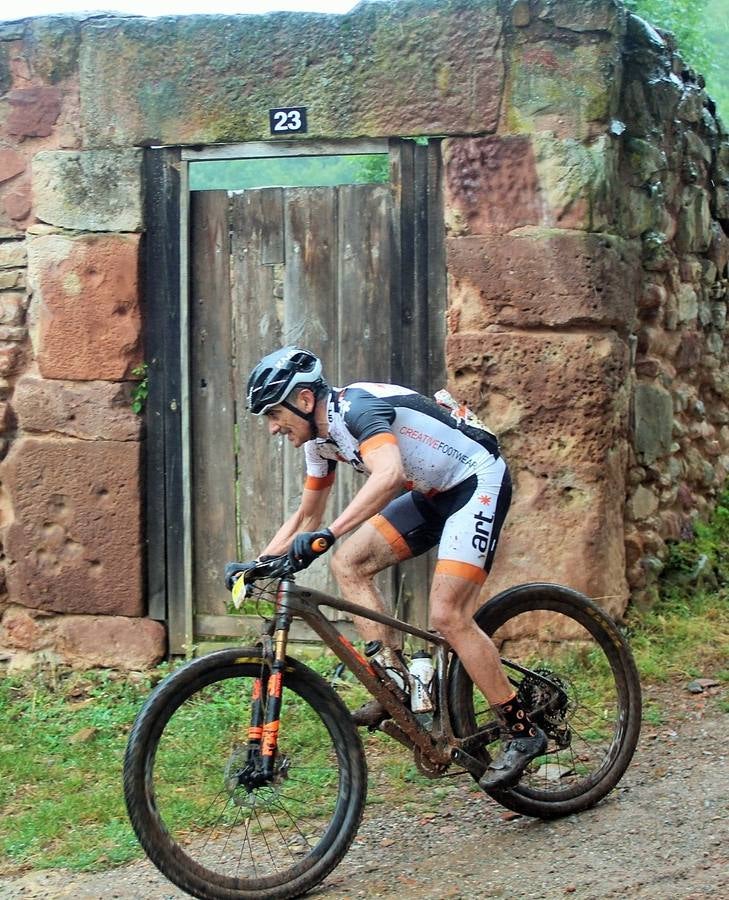 Fotos: Prueba: BTT Extreme de Ezcaray. El paso por Turza y Las Tres Aguas