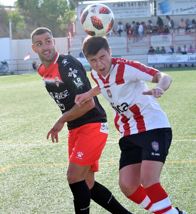 Fotos: La UDL se estrena ante el River Ebro