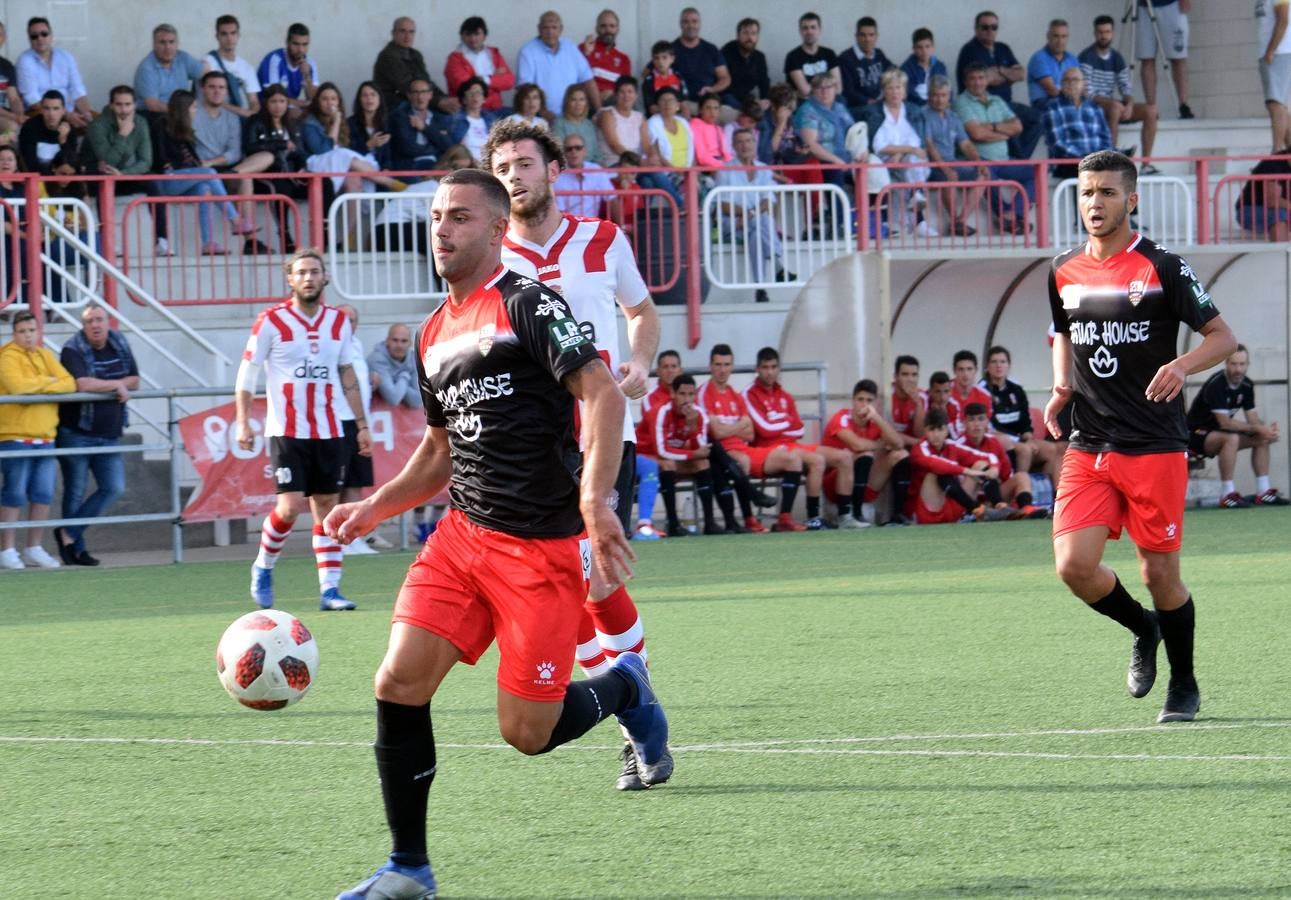 Fotos: La UDL se estrena ante el River Ebro