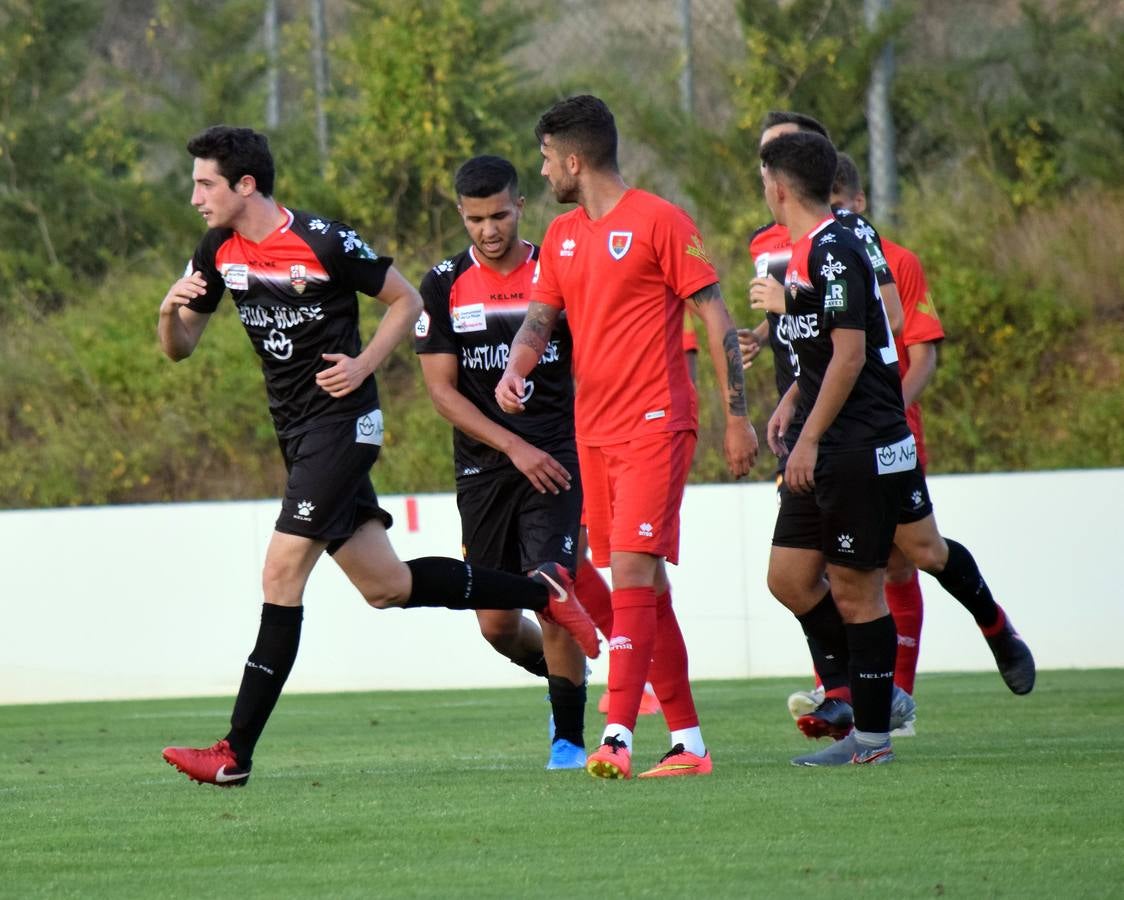 Fotos: Las fotografías del encuentro entre el Numancia y la UD Logroñés