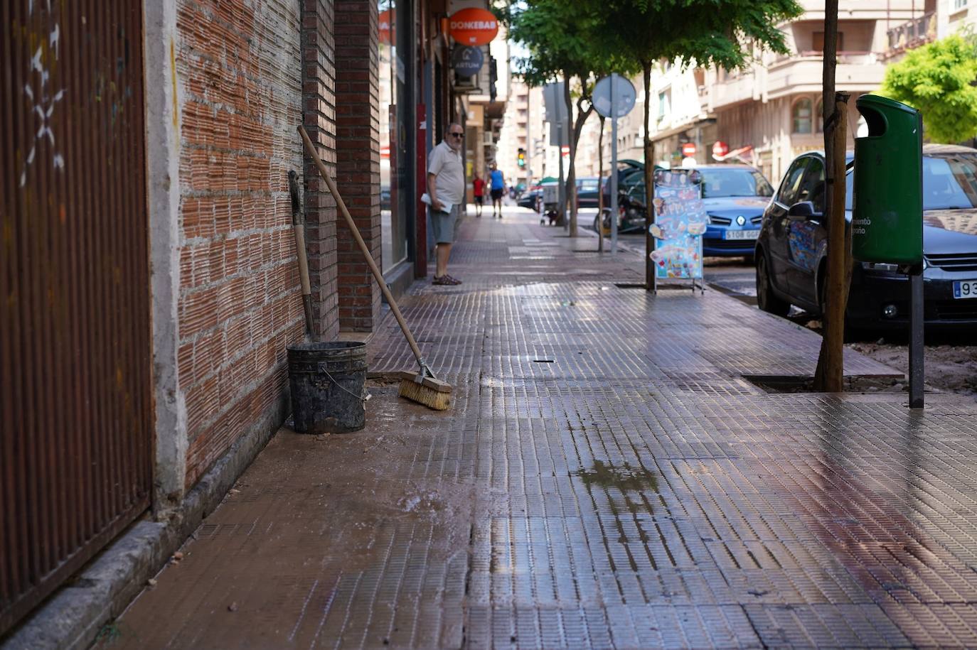 Fotos: Así ha quedado la calle Vitoria tras una nueva rotura de una tubería