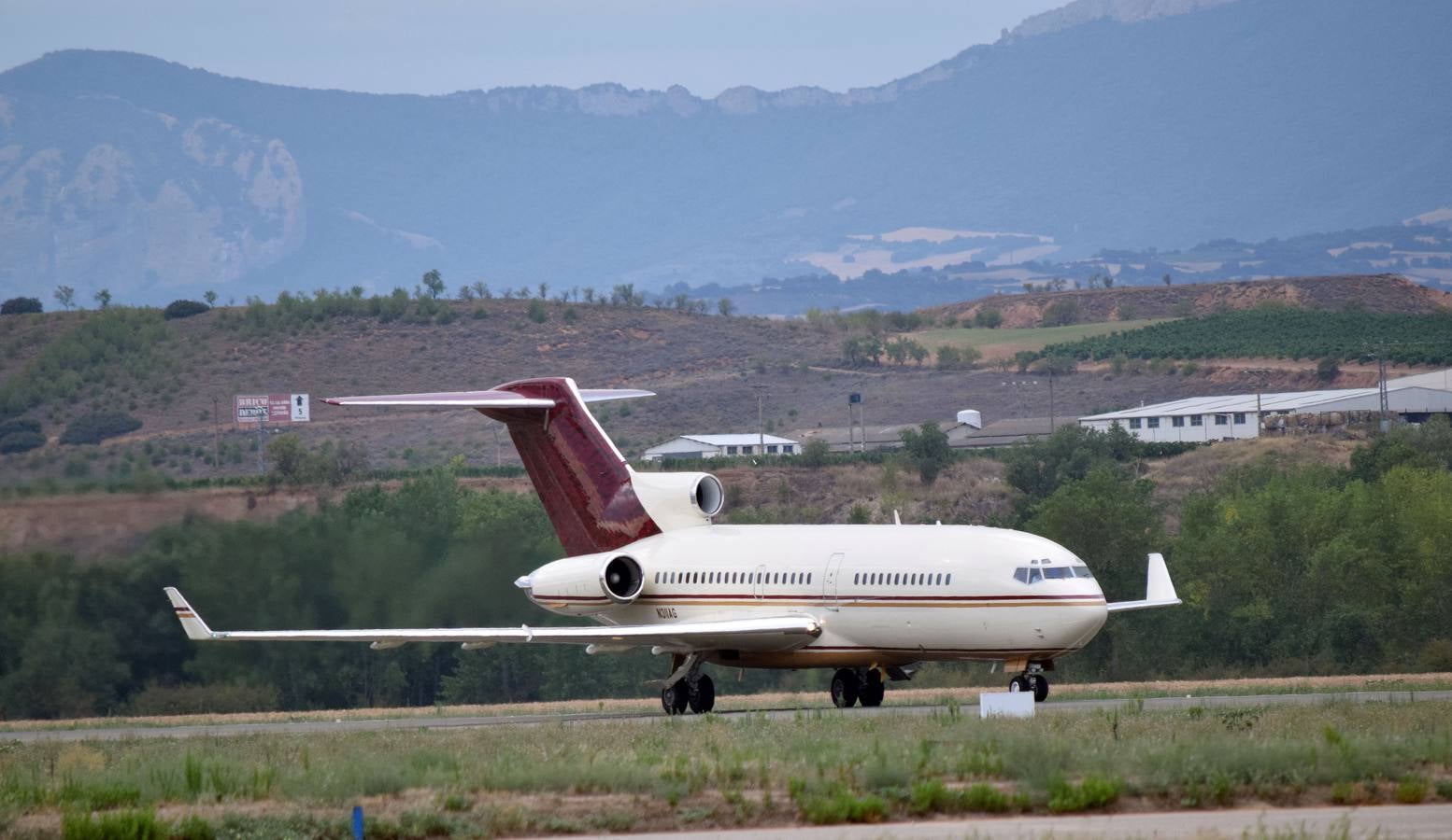 El Boeing-727, a punto de llegar a Agoncillo