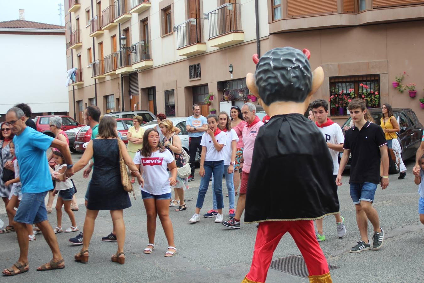 Fotos: Ezcaray ya está de fiestas