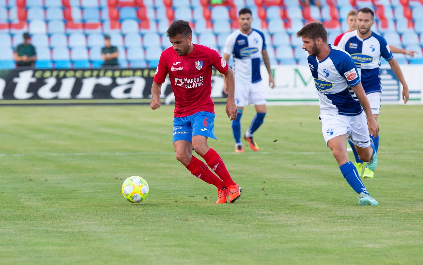 Fotos: Las fotografías de la victoria del Calahorra sobre el Ebro