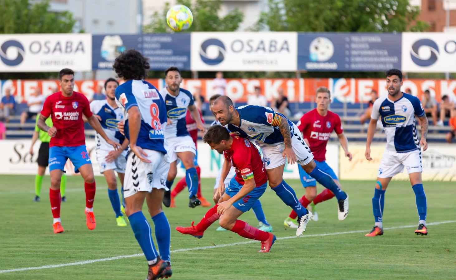 Fotos: Las fotografías de la victoria del Calahorra sobre el Ebro