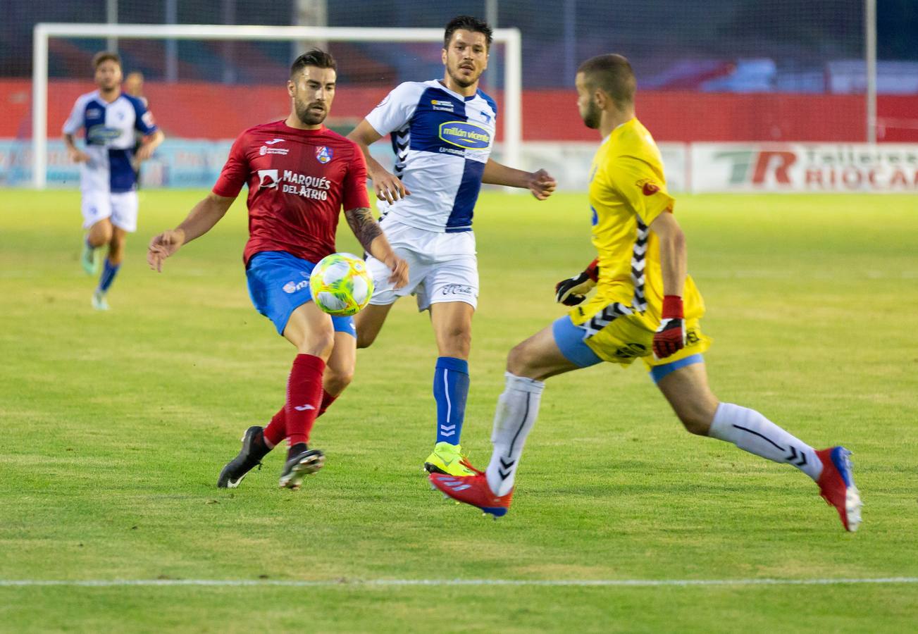 Fotos: Las fotografías de la victoria del Calahorra sobre el Ebro