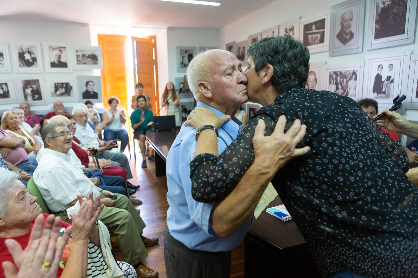 Fotos: Treviana homenajea a sus vecinos &quot;asesinados y represaliados&#039; en 1936