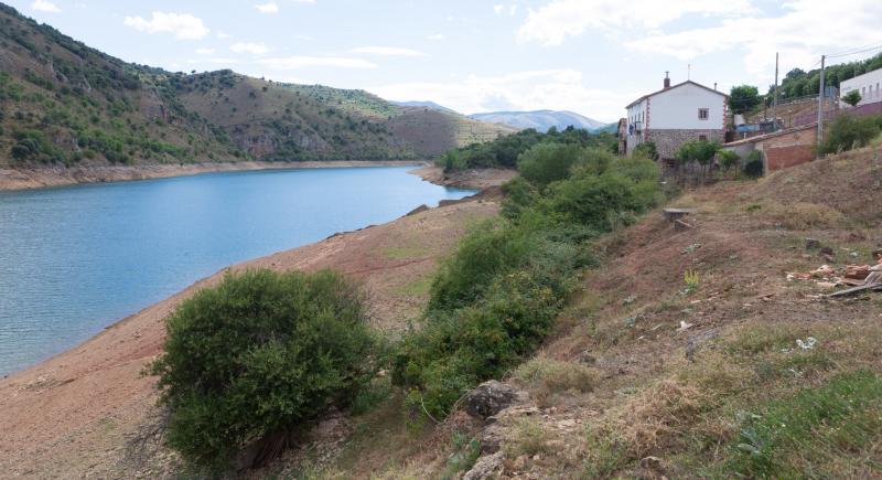 Fotos: El embalse de Mansilla en agosto