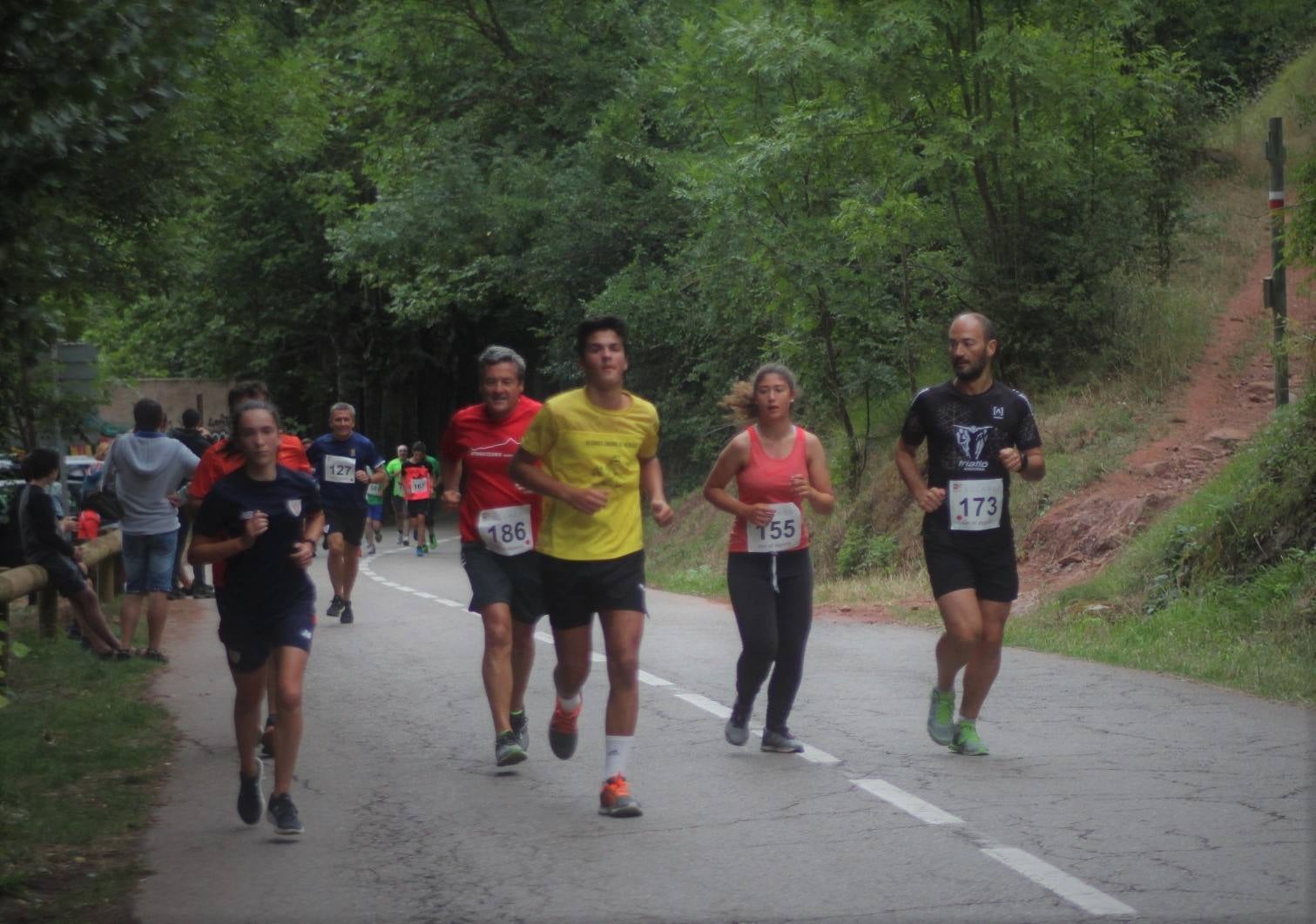 Fotos: Carrera &#039;Puente a punte&#039; en Ezcaray