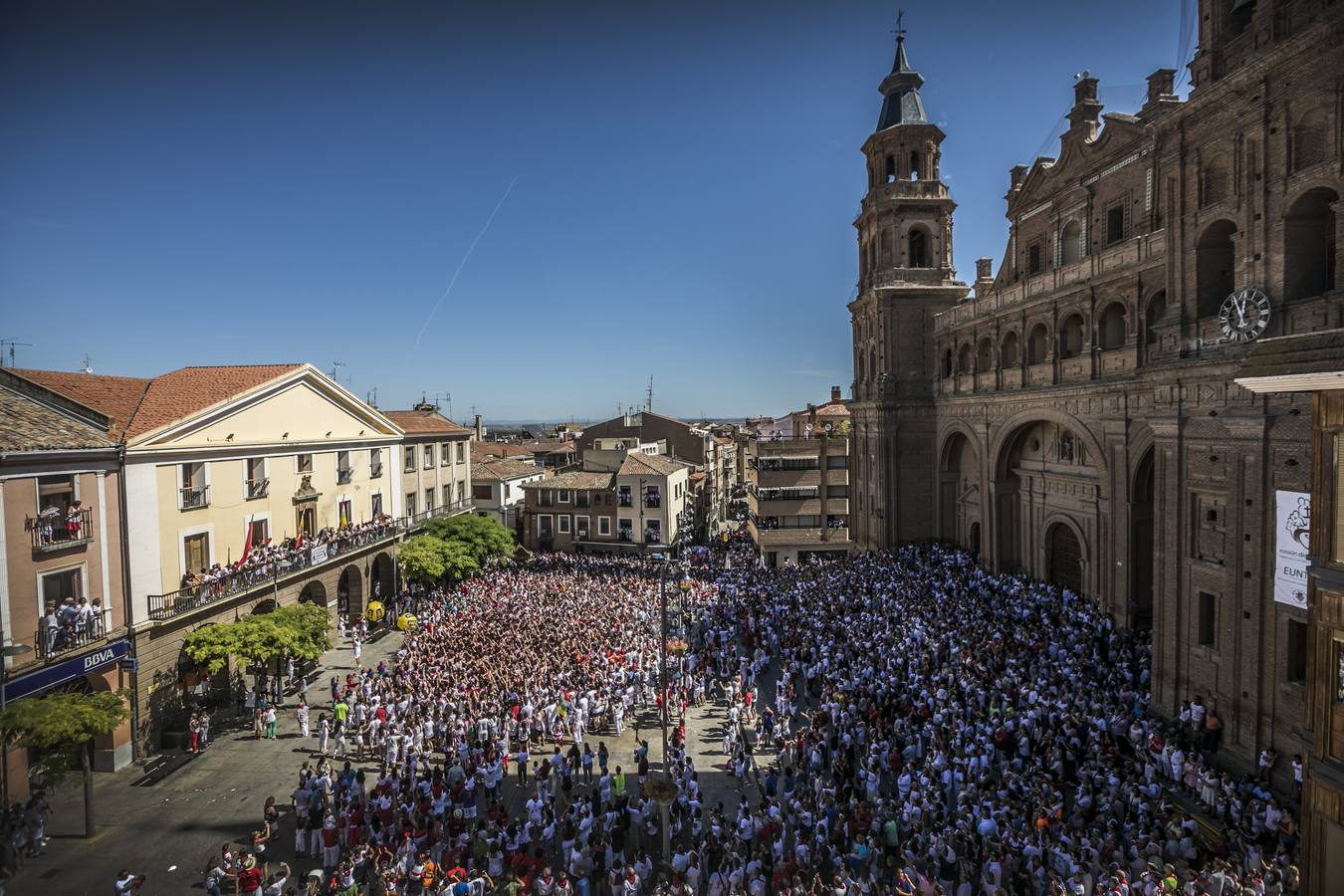 Disparo del cohete en Alfaro.