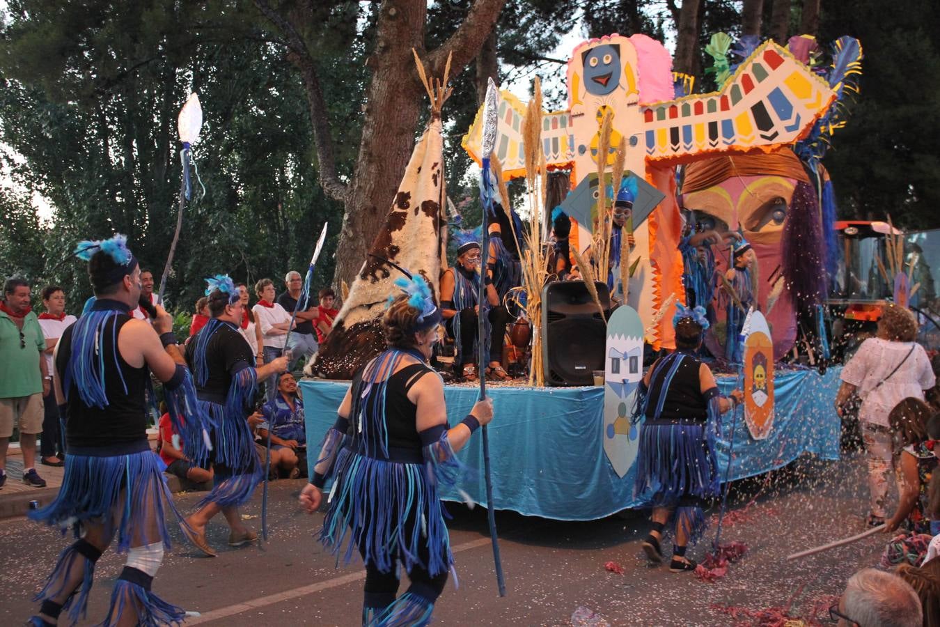 Fotos: Así ha sido el desfile de carrozas de Alfaro