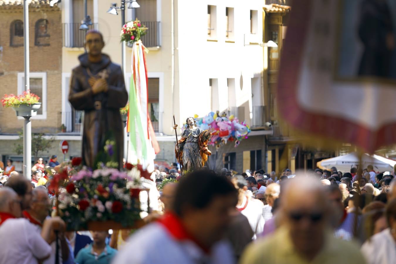 Fotos: Procesión, danzas,