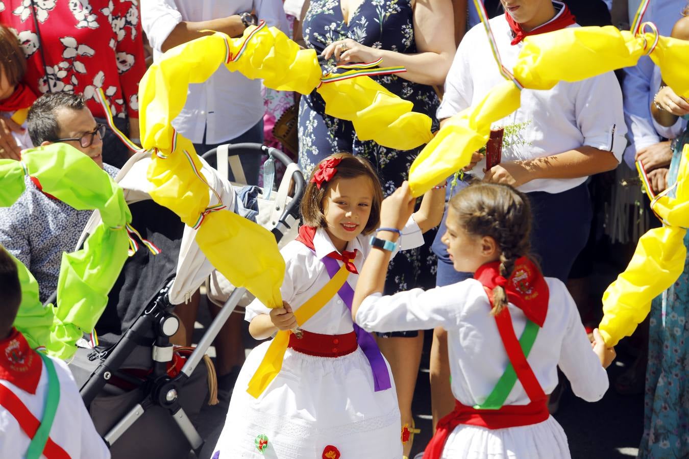 Fotos: Procesión, danzas,