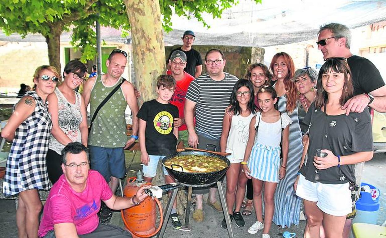 Tobogán de agua y ranchos en el programa festivo de Alcanadre