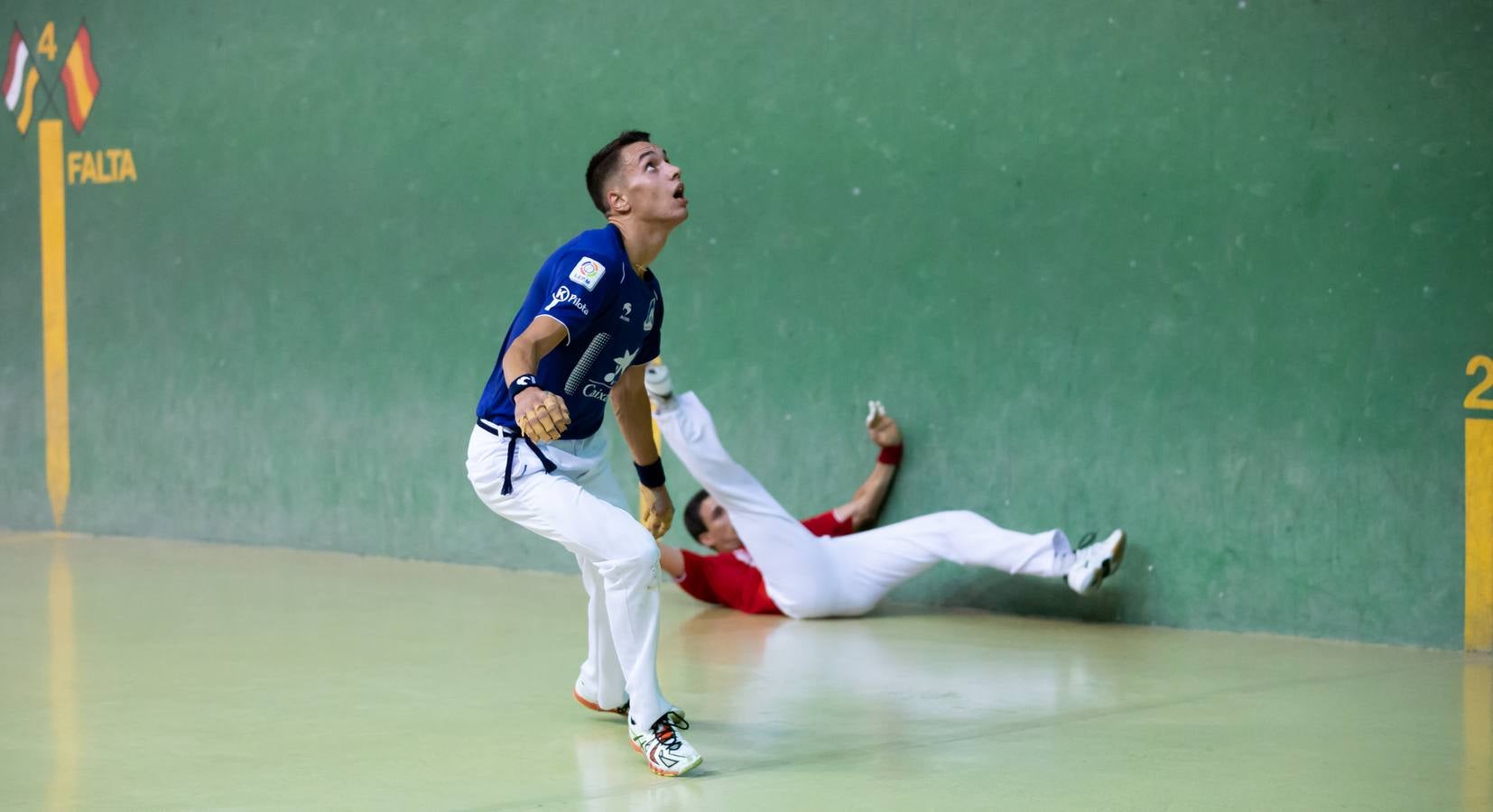 Fotos: La pelota llena el frontón de Uruñuela