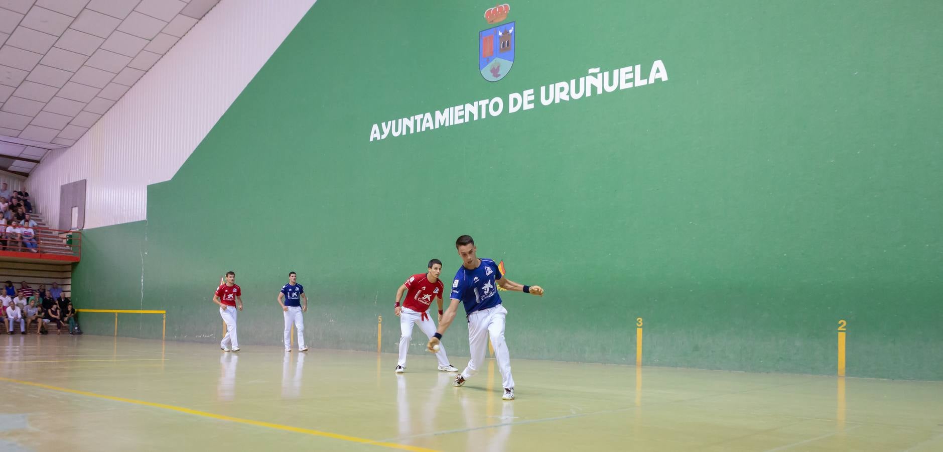 Fotos: La pelota llena el frontón de Uruñuela