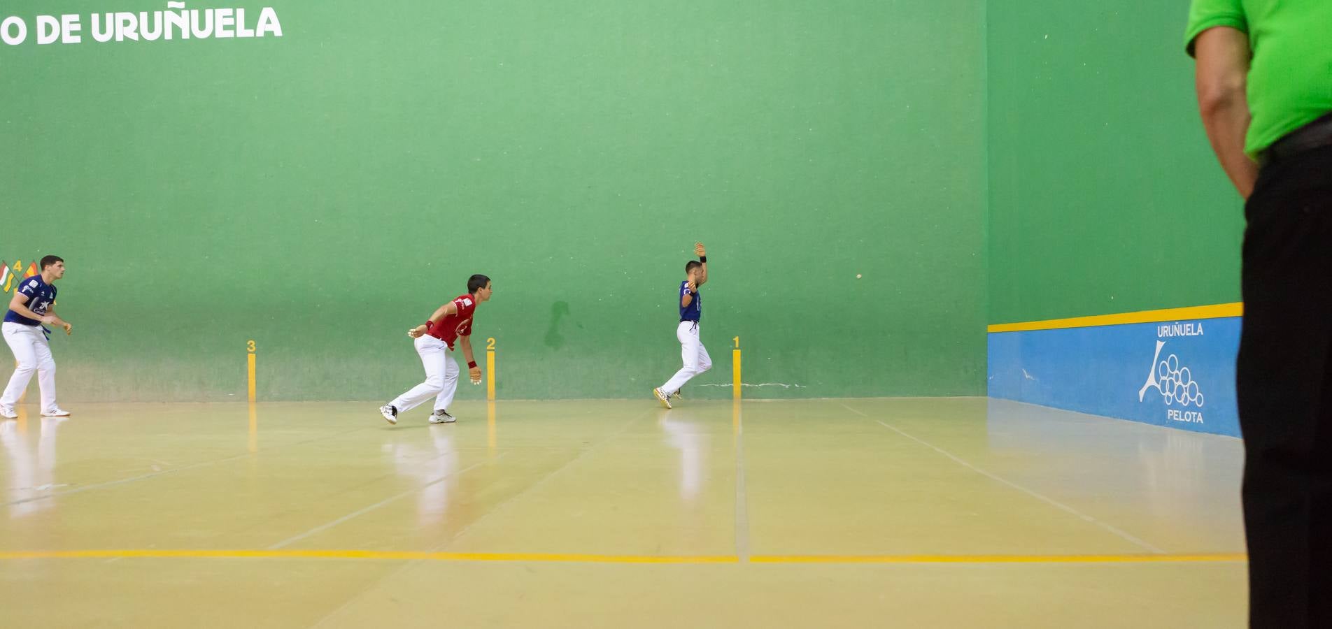 Fotos: La pelota llena el frontón de Uruñuela