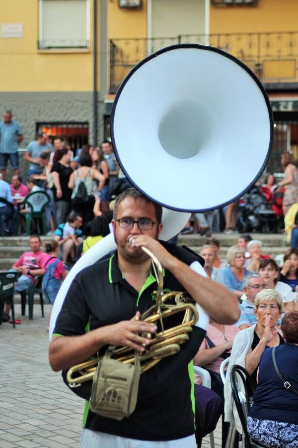 Fotos: Fiestas de San Bartolomé en Ribafrecha