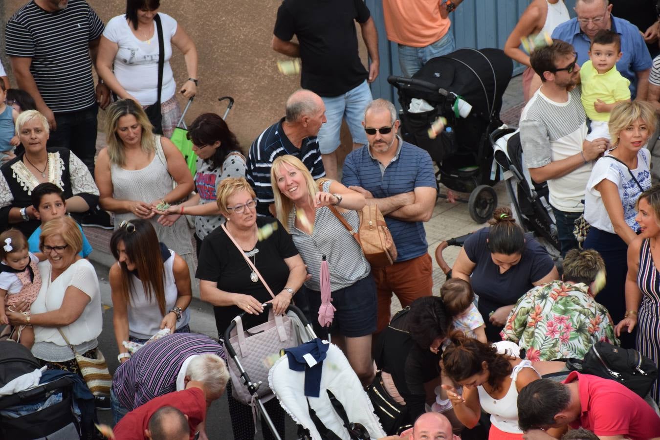 Fotos: Albelda dispara el cohete de las fiestas