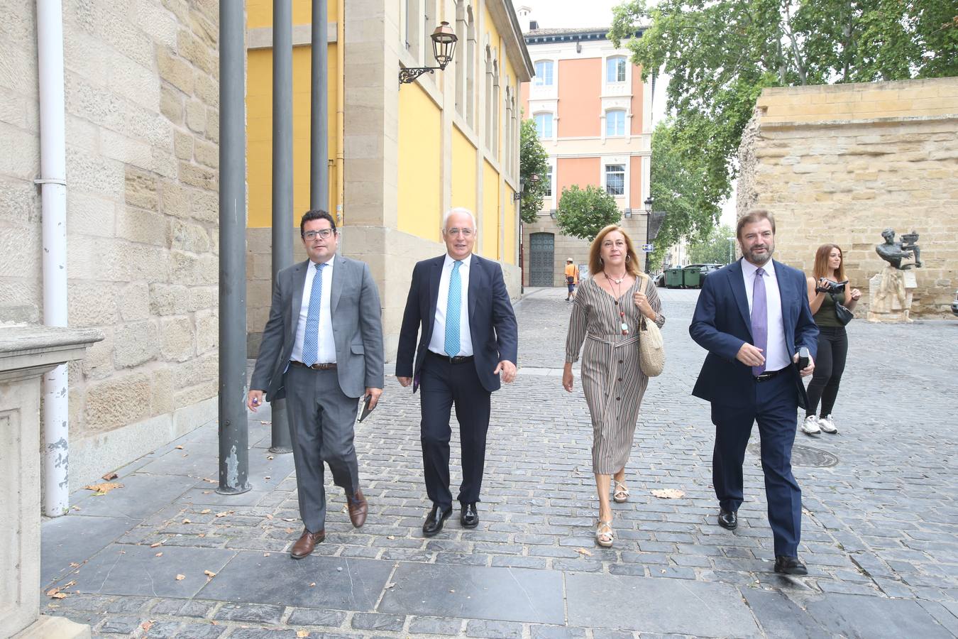 Fotos: Primera jornada de la sesión de investidura de Concha Andreu