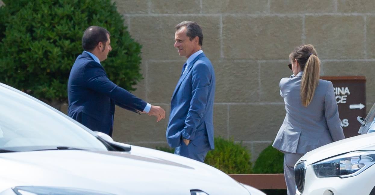 Andreu, en su llegada a la comida.