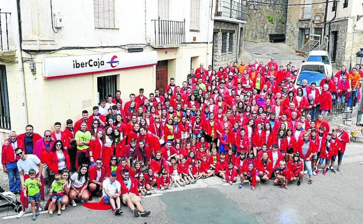 La peña Torrecilla ha celebrado este sábado su día. 