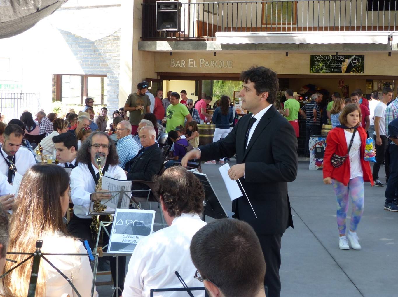 Fotos: Torrecilla honra a la Virgen de Tómalos