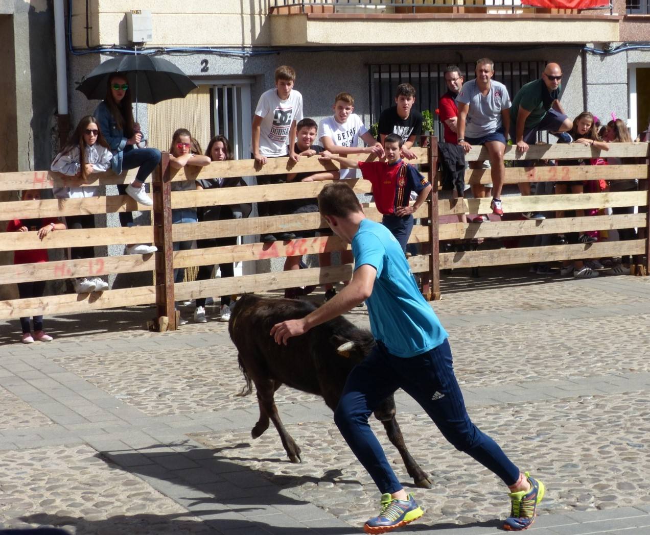 Fotos: Torrecilla honra a la Virgen de Tómalos