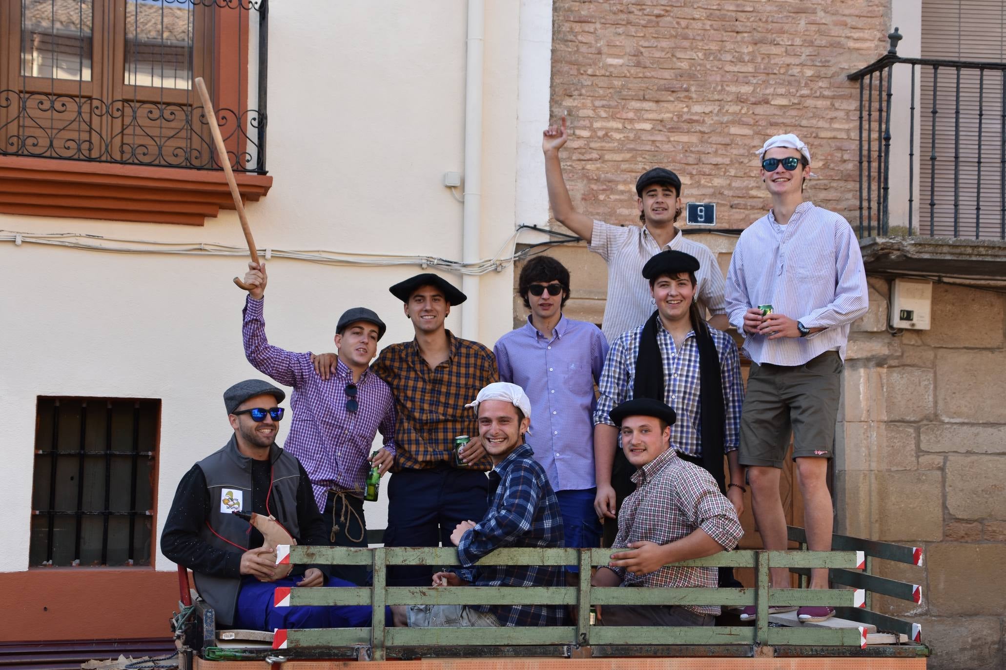 Fotos: Alcanadre celebró la romería de Aradón