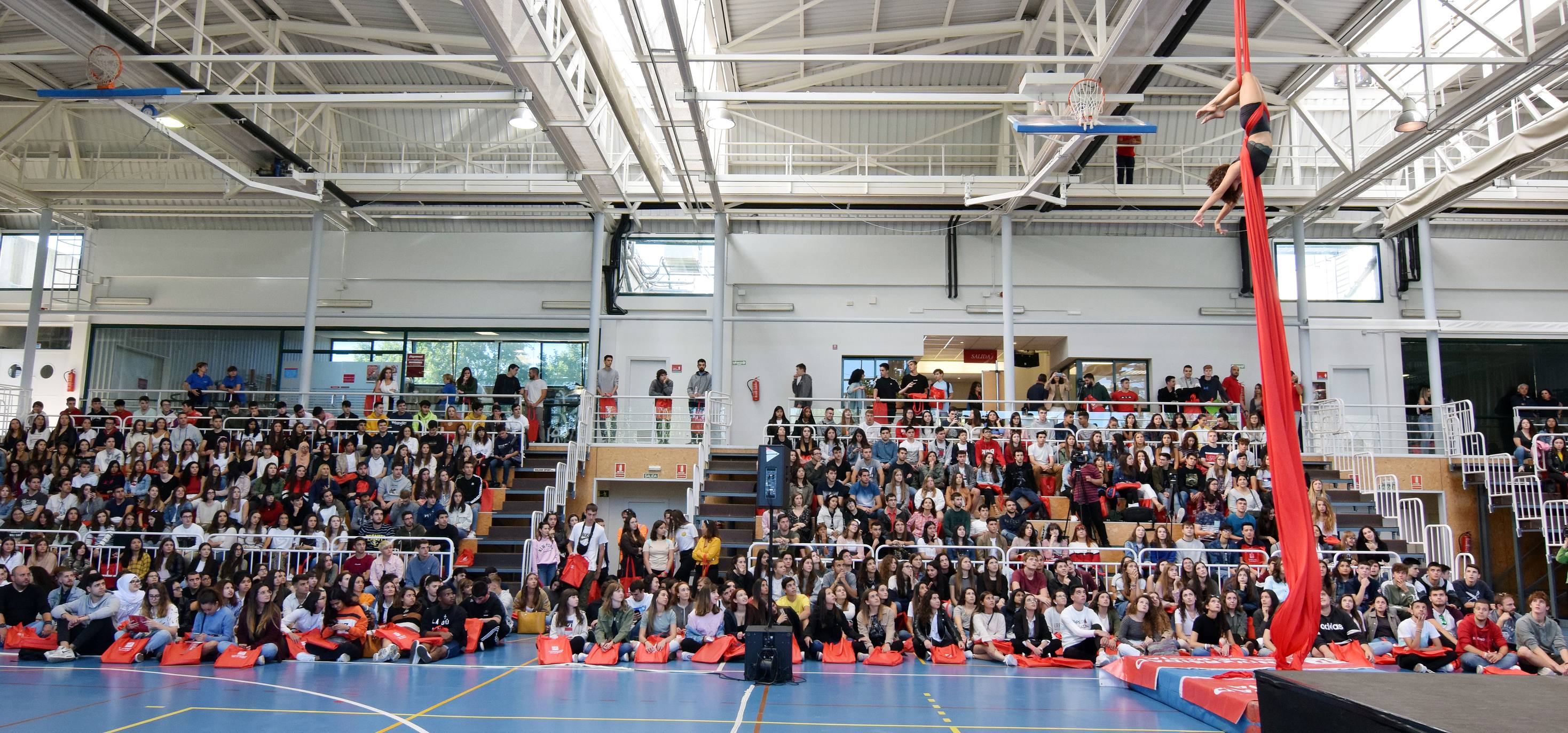 Fotos: La Universidad de La Rioja da la bienvenida a sus alumnos extranjeros